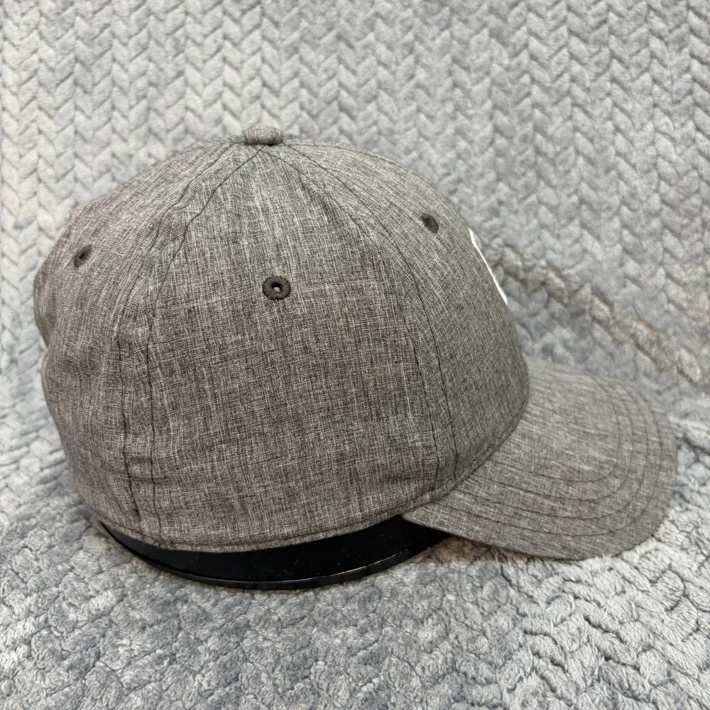 Wynn Golf Club Nevada Logo Hat Charcoal Gray Stretch Fit Baseball Cap
